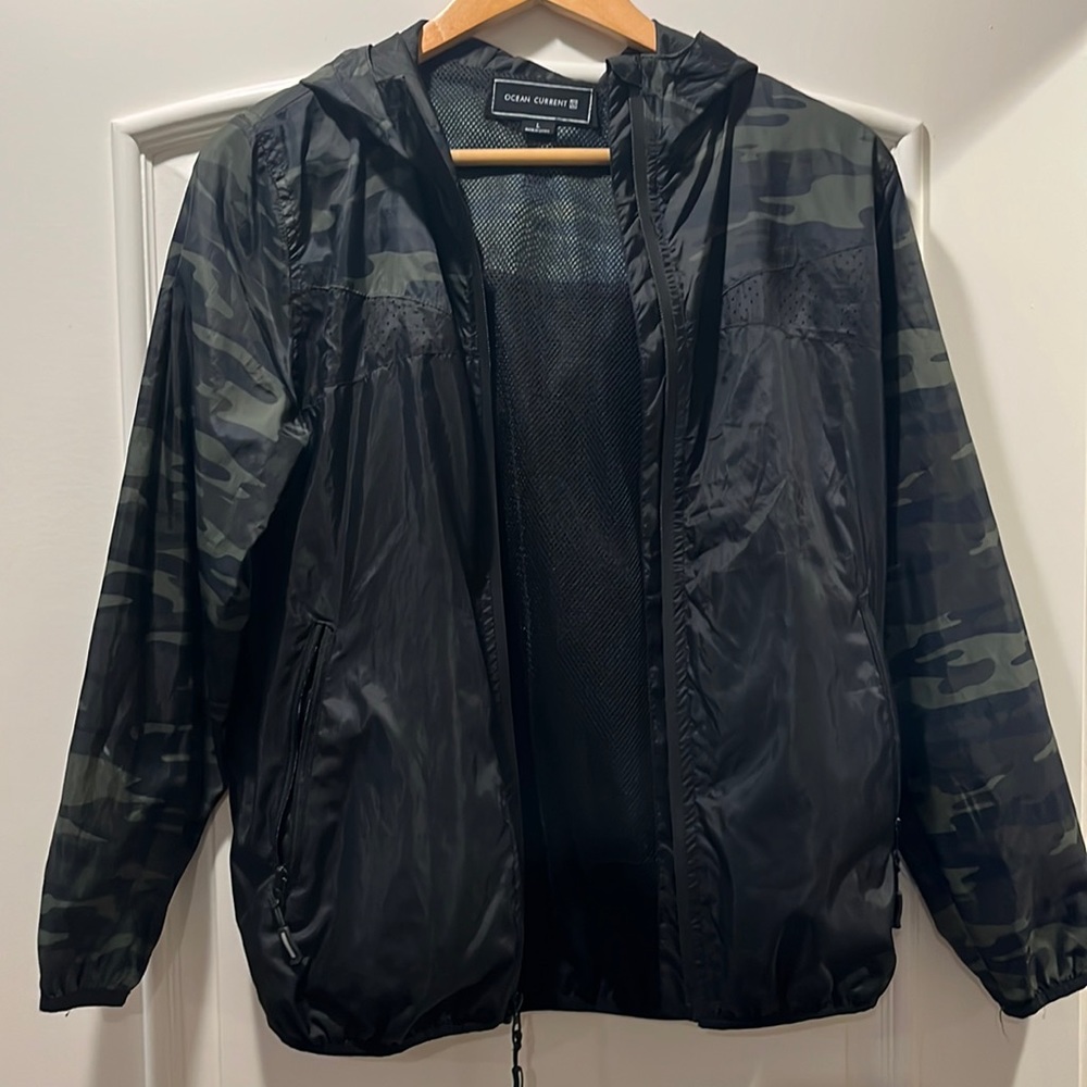 Ocean Current black and green camp Boys windbreaker